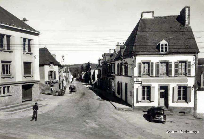 56 Gourin Route de Quimper.jpg
